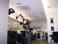 Roundflow-Kassettenklimagerät in einem Friseursalon